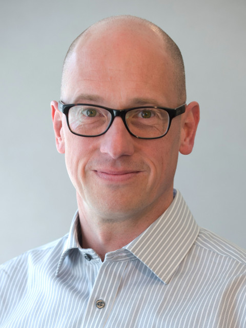 Lee Marlow Headshot